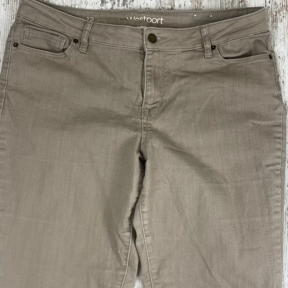 Westport Signature Fit Womens Taupe Straight Leg Stretch Jeans Size 12